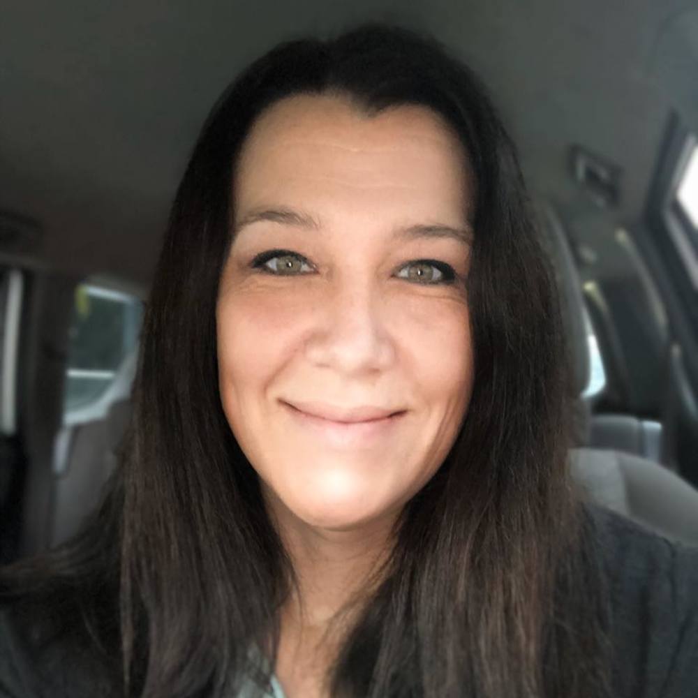 Meet your Posher, April